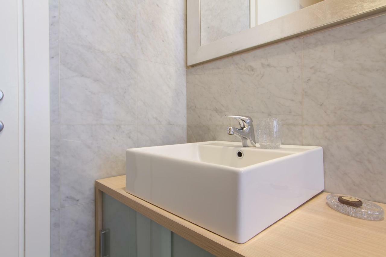 Casa Vacanza Fontana Del Delfino Bergamo Luaran gambar